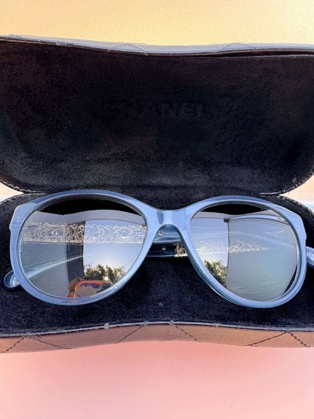 Chanel • Bijou collection butterfly sunglasses • Blue Frame Sunglasses - Picture 11 of 16